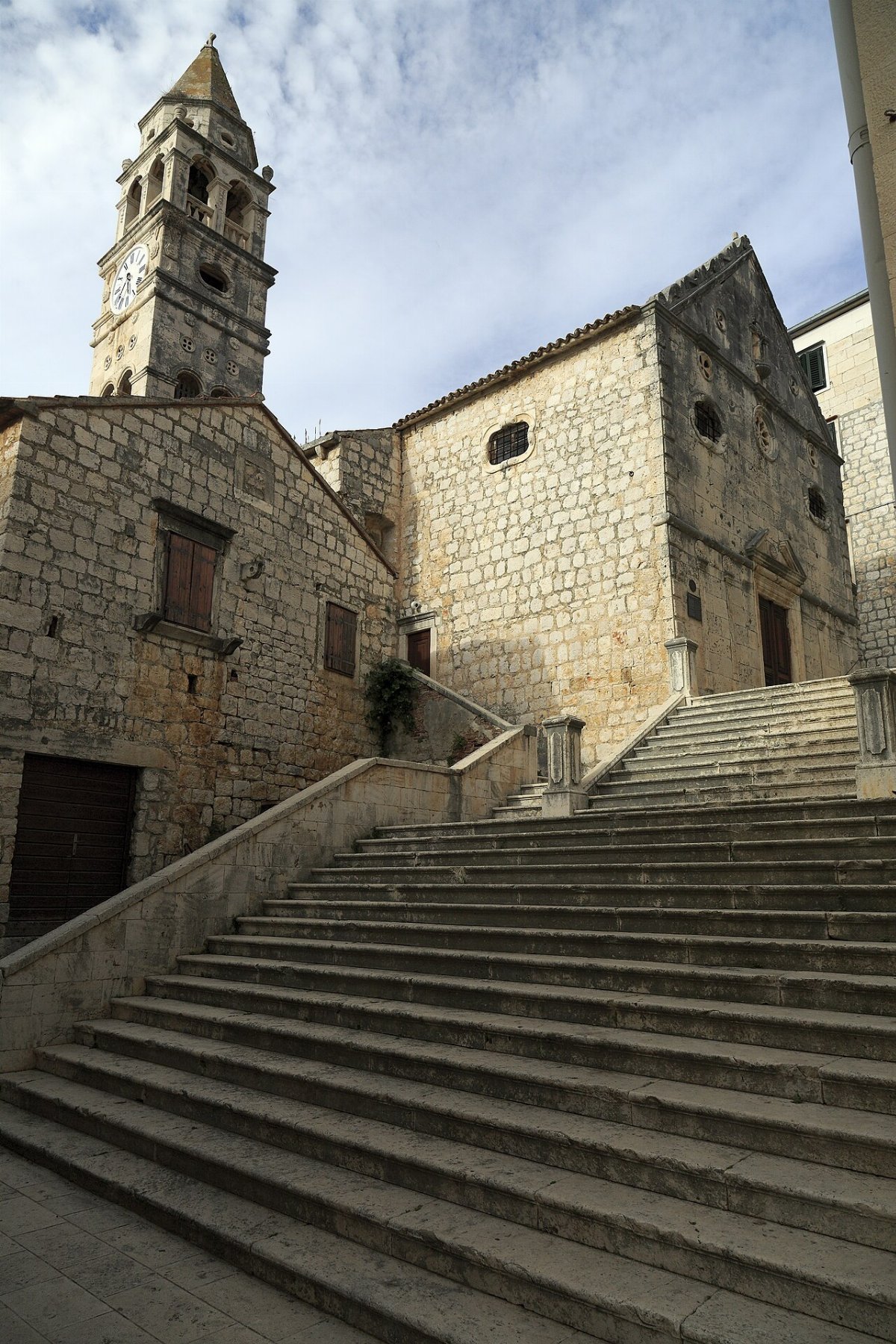 Church of saints cyprian and justina vis
