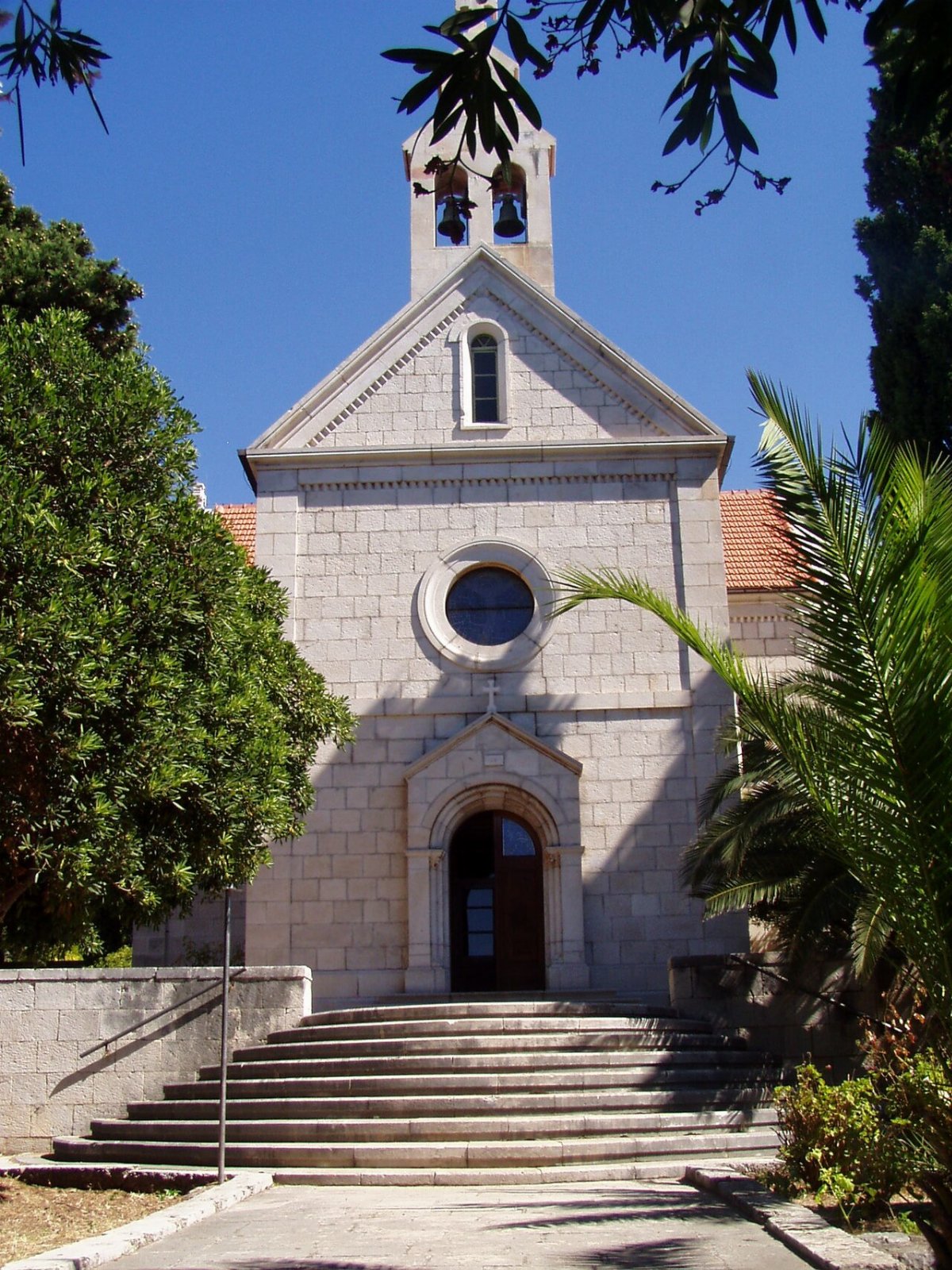 Church of st george sucuraj