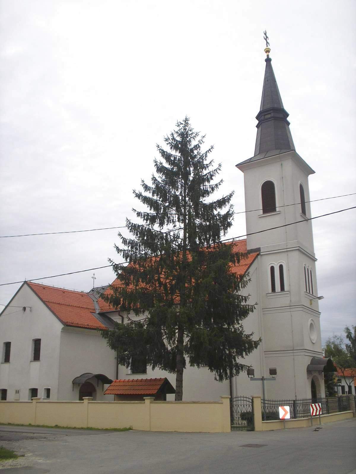 Church of the three kings donja lomnica