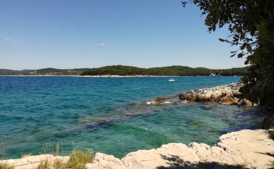 Punta Križ FKK Beach Rovinj - photo video.